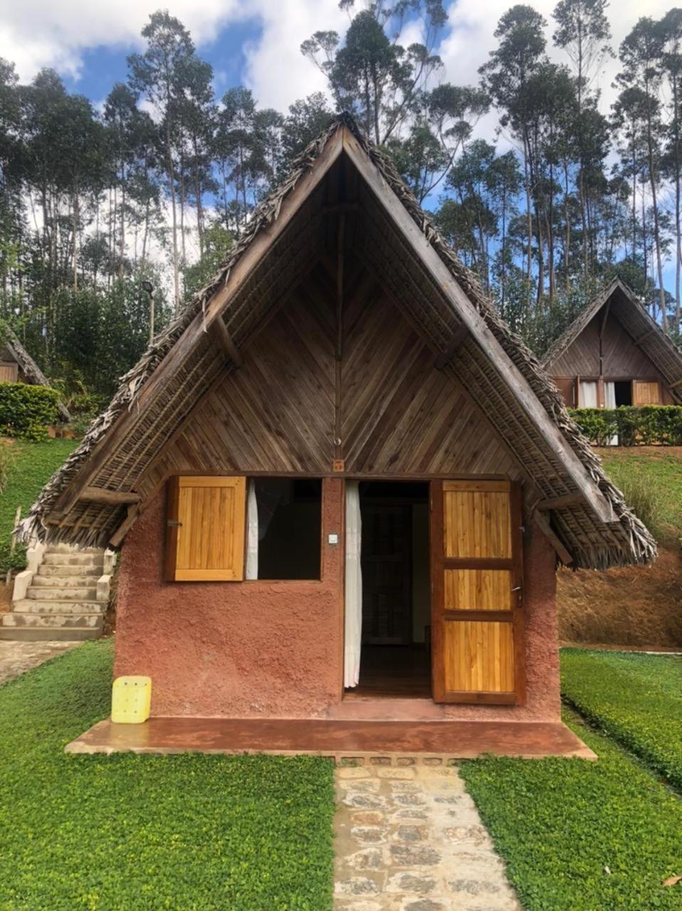 Soanala Hotel Moramanga Luaran gambar